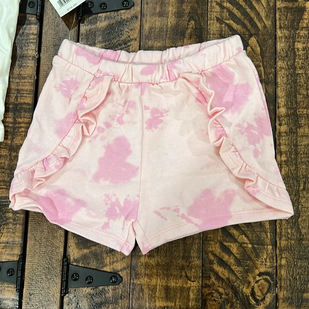 Grayson Mini shirt Flutter sleeve pink shorts set size 3T